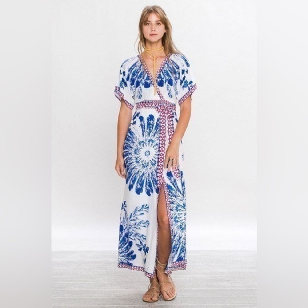 FLYING TOMATO Gypsy Floral Lace-Up LARGE NWT